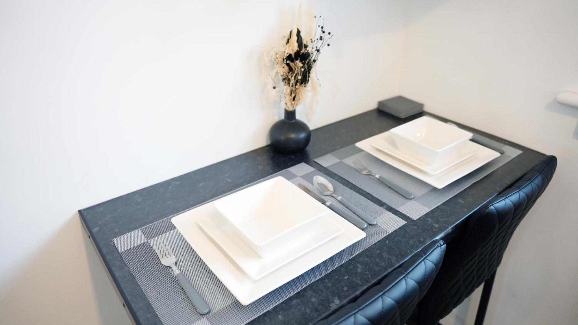 City Centre House, Parking With Ev, Free Wifi, Netflix Coventry Bagian luar foto