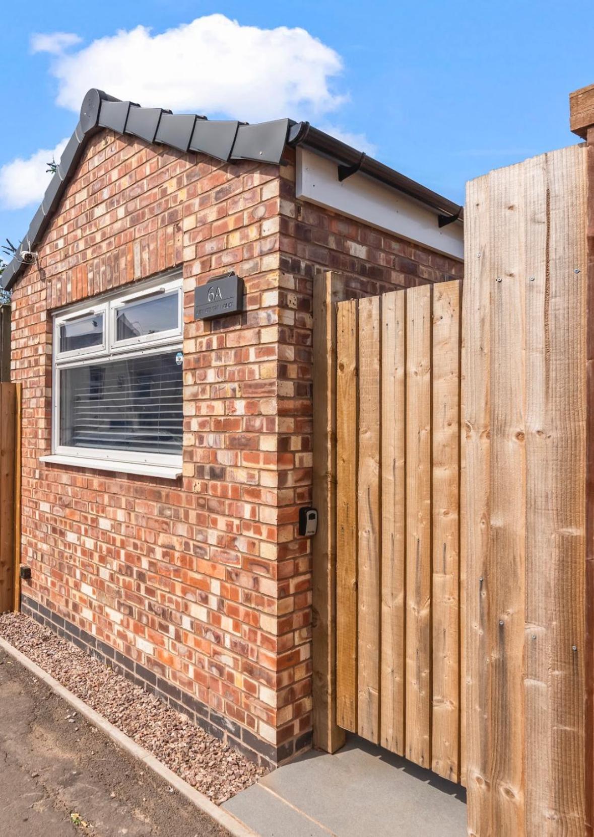 City Centre House, Parking With Ev, Free Wifi, Netflix Coventry Bagian luar foto